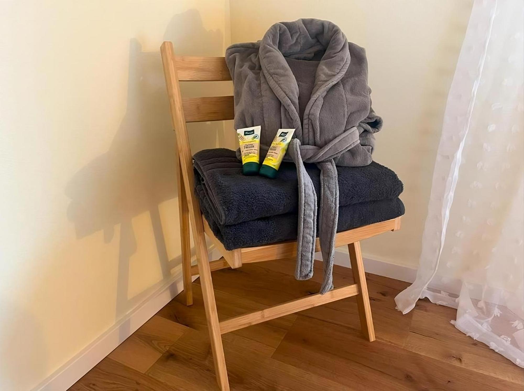 Ferienhaus Deine Zeit Mit Sauna Und Wallbox Nettersheim Habitación foto